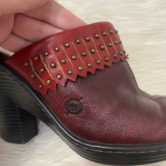 Born Red Metallic Maroon Leather Fringe Studded Boho Heeled Mules Slip On Clogs - Picture 5 of 10